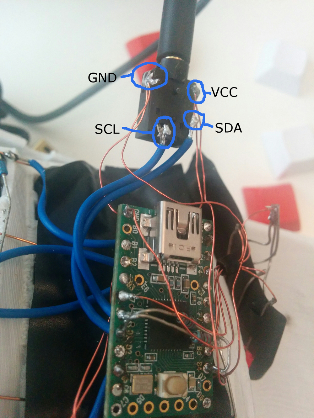 /jasmine/dactyl-manuform/media/commit/4e11a6005e6aaa91fd775ab6c6b1c2143d8d88a6/guide/trrs-jack.jpg